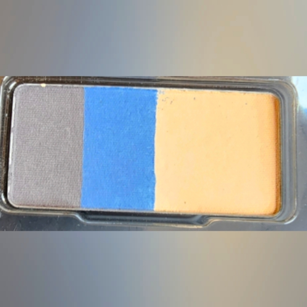 AVEDA Blue Dawn 999 Eyeshadow Petal Essence Eye Color Trio NEW Rare Discontinued